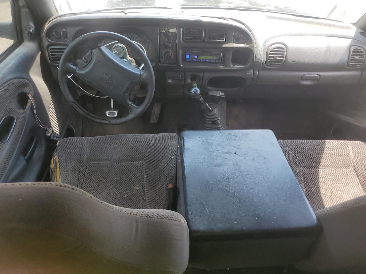 2000 Dodge Ram 3500 VIN: 1B7MC3368YJ159655 Lot: 66859825