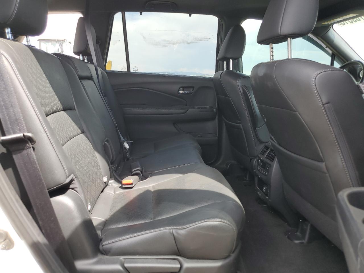 2019 Honda Passport Elite VIN: 5FNYF8H05KB012833 Lot: 63769515