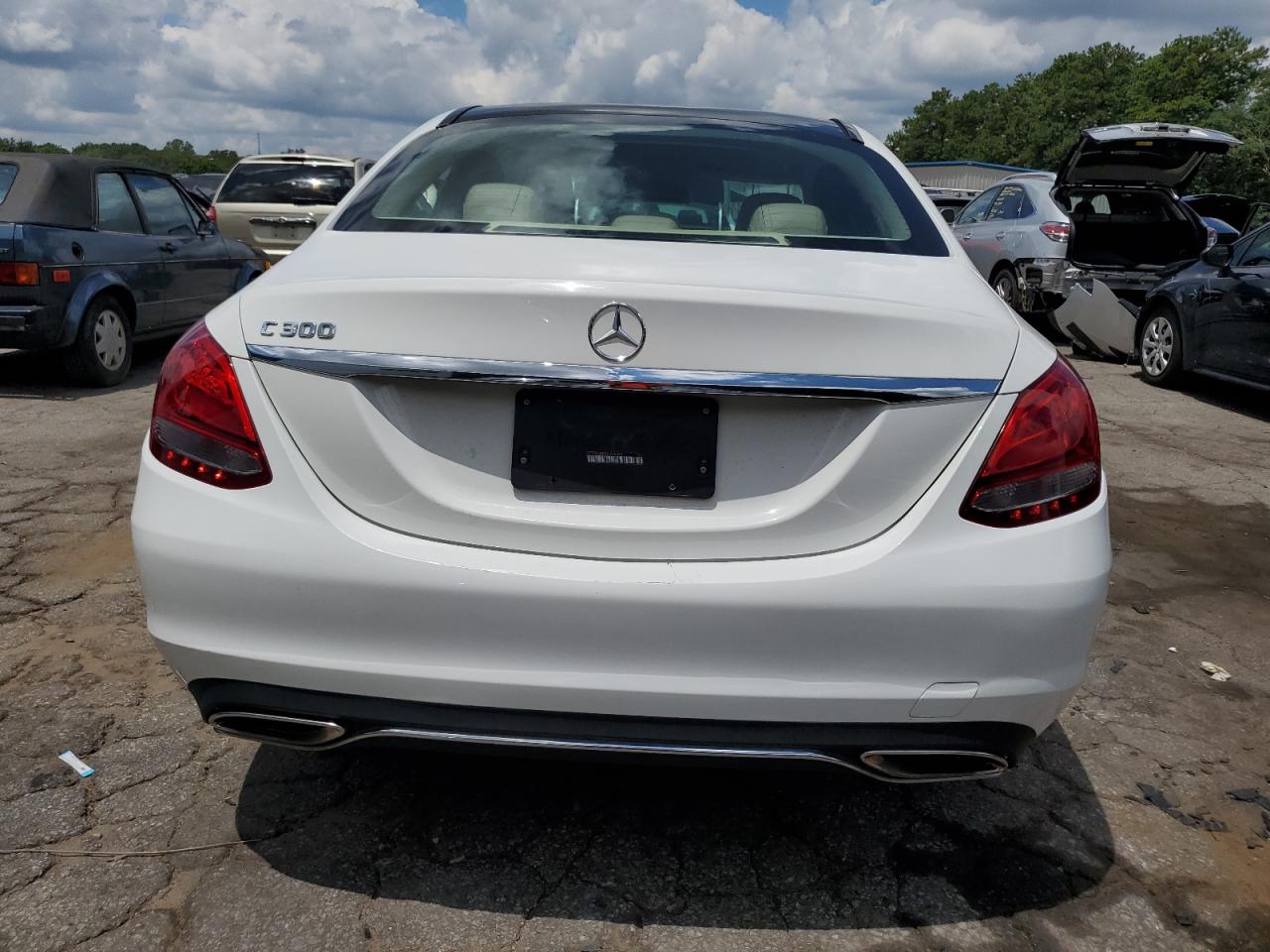 2018 Mercedes-Benz C 300 VIN: 55SWF4JB3JU268445 Lot: 64376555