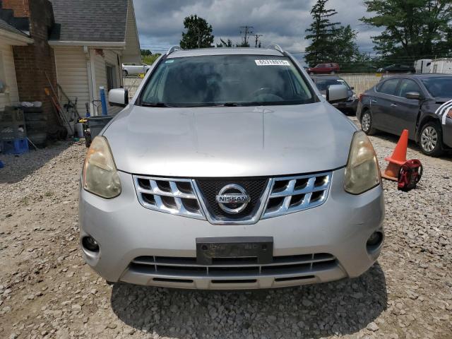  NISSAN ROGUE 2013 Srebrny