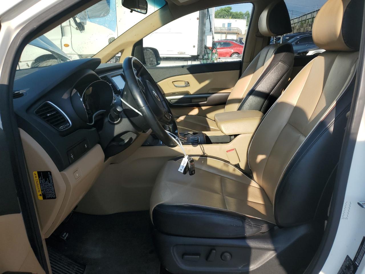 2017 Kia Sedona Lx VIN: KNDMB5C11H6313466 Lot: 64842535