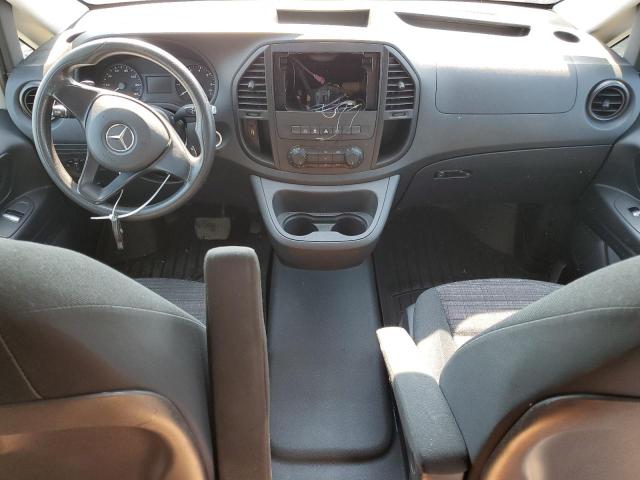  MERCEDES-BENZ METRIS 2017 Biały