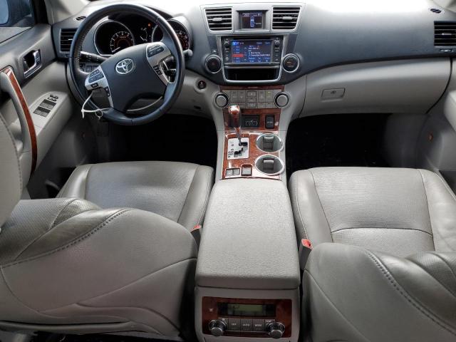  TOYOTA HIGHLANDER 2013 Silver