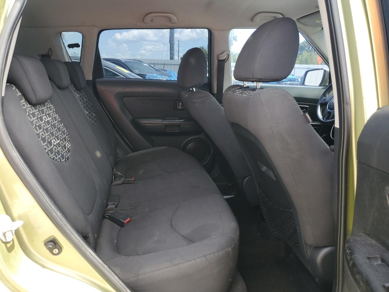 2010 Kia Soul + VIN: KNDJT2A22A7145511 Lot: 63933675