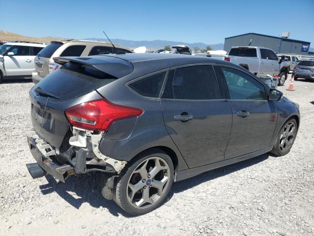 Hatchbacks FORD FOCUS 2015 Szary