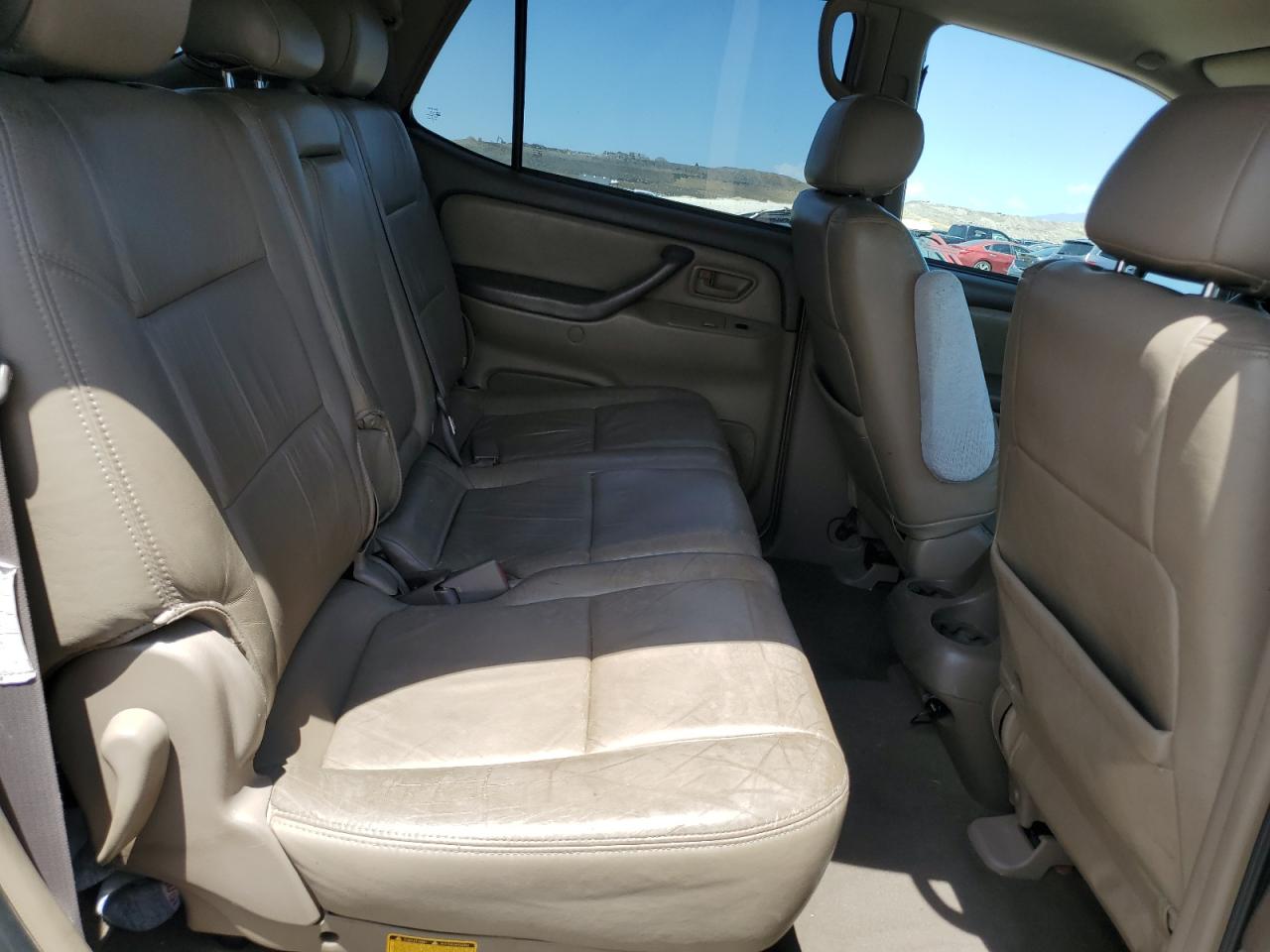 2002 Toyota Sequoia Sr5 VIN: 5TDZT34A52S108066 Lot: 70016545