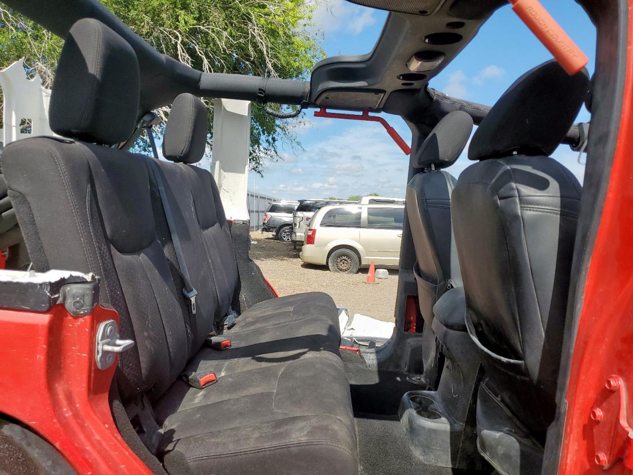 2015 Jeep Wrangler Unlimited Sport VIN: 1C4BJWDG2FL508784 Lot: 66728055