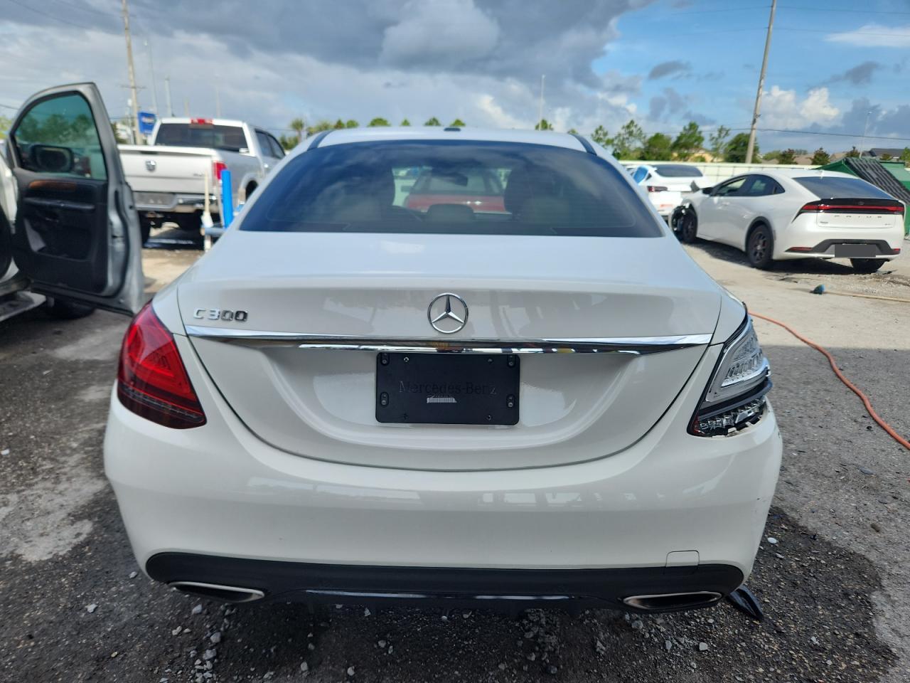 2019 Mercedes-Benz C 300 VIN: 55SWF8DB2KU302153 Lot: 63282255