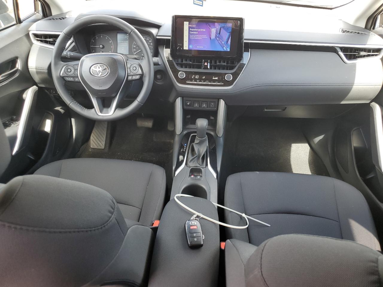2024 Toyota Corolla Cross Le VIN: 7MUBAABG9RV089847 Lot: 63117135