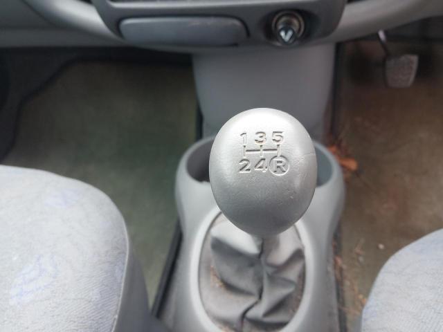 2002 TOYOTA YARIS GS