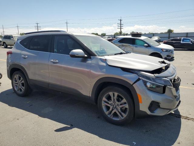  KIA SELTOS 2021 Silver