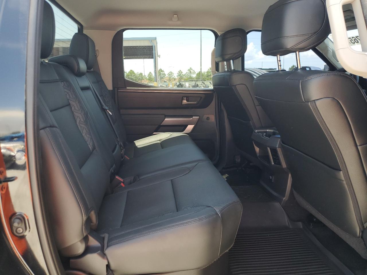 2022 Toyota Tundra Crewmax Sr VIN: 5TFLA5AB8NX012211 Lot: 62810765