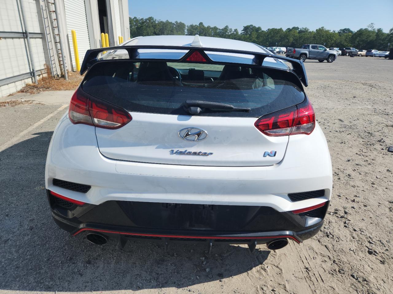 2022 Hyundai Veloster N VIN: KMHT36AH0NU013791 Lot: 63401035