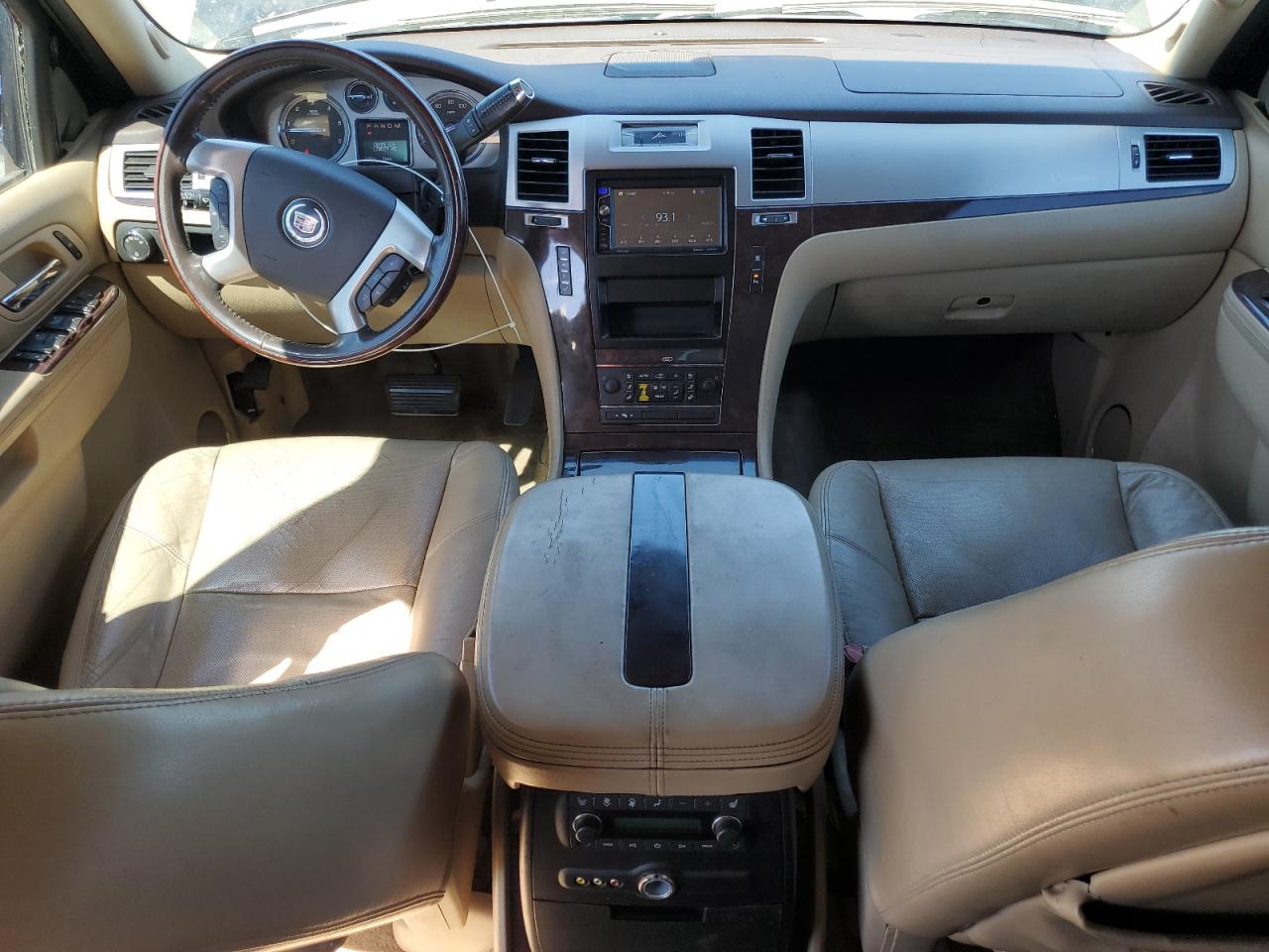 2010 Cadillac Escalade VIN: 1GYUKAEFXAR102914 Lot: 64099405