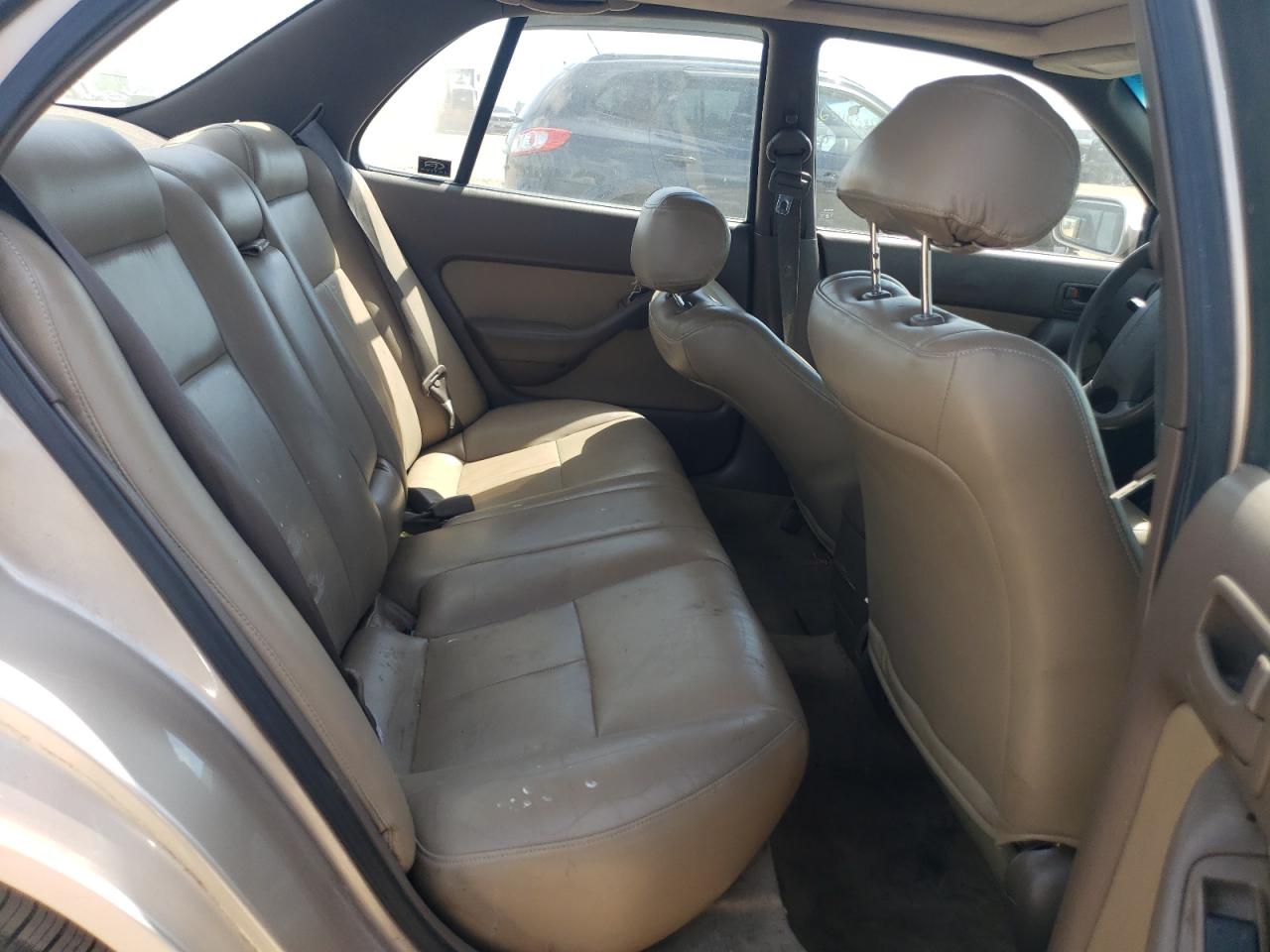 1996 Toyota Camry Dx VIN: JT2BG12K3T0418235 Lot: 63115305