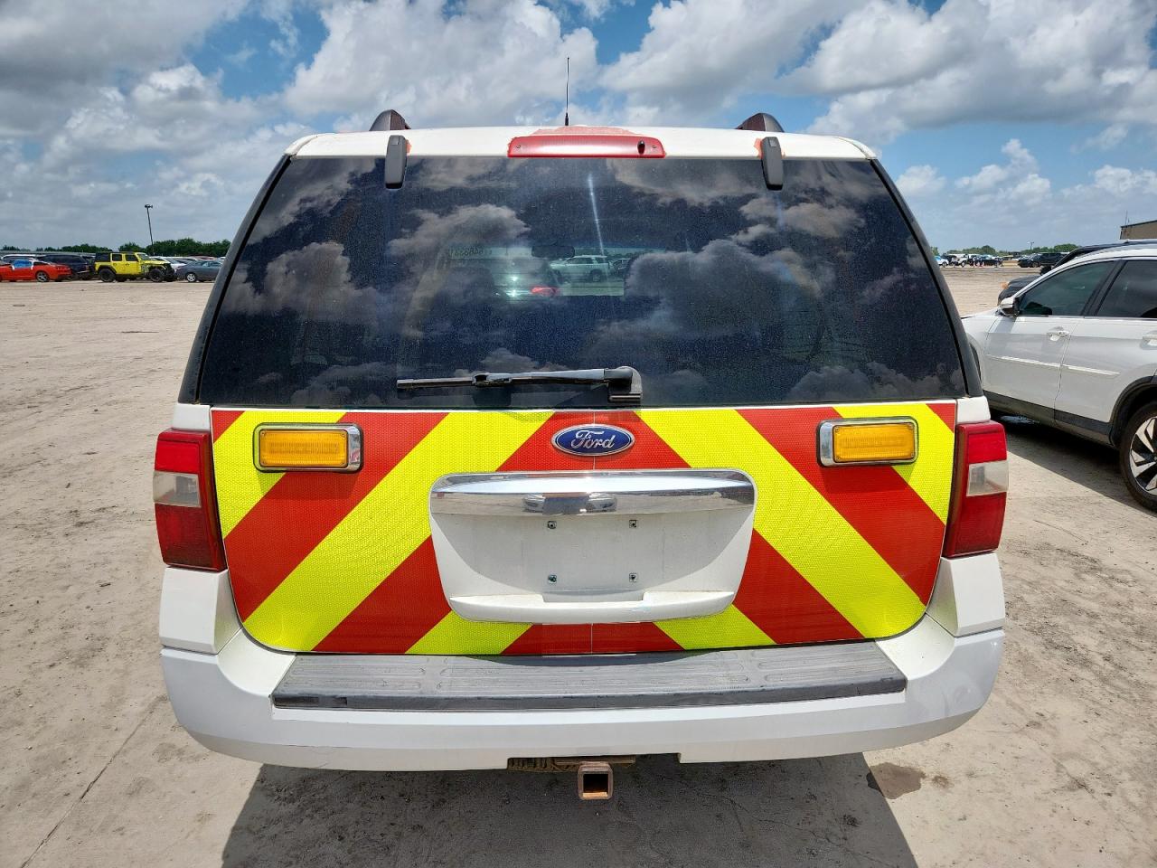 2008 Ford Expedition Xlt VIN: 1FMFU15568LA00258 Lot: 64633315