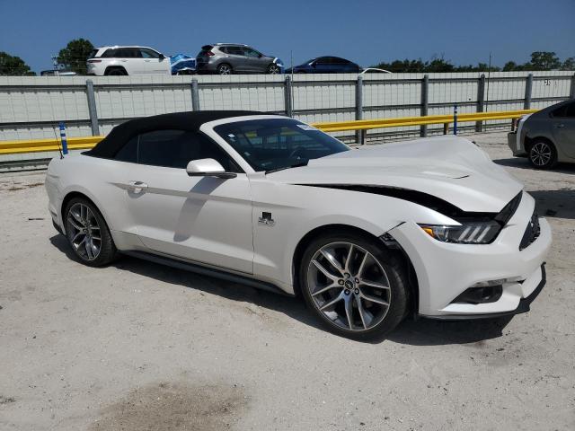  FORD MUSTANG 2017 White