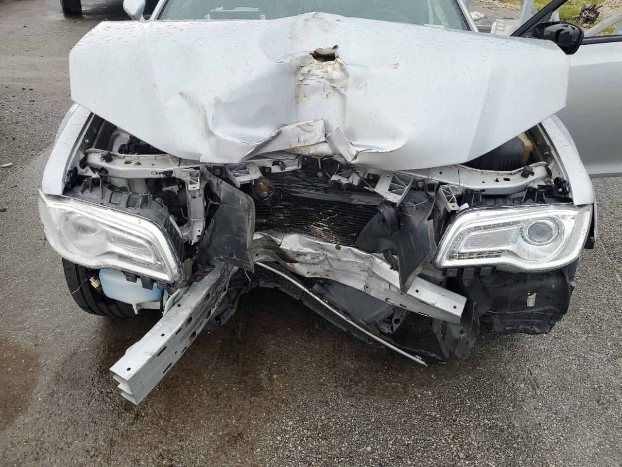 2019 Chrysler 300 S VIN: 2C3CCABT6KH689837 Lot: 65058975
