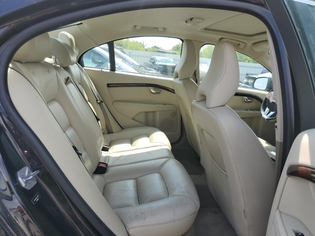 2015 Volvo S80 Platinum VIN: YV1902MD8F1181605 Lot: 62937235