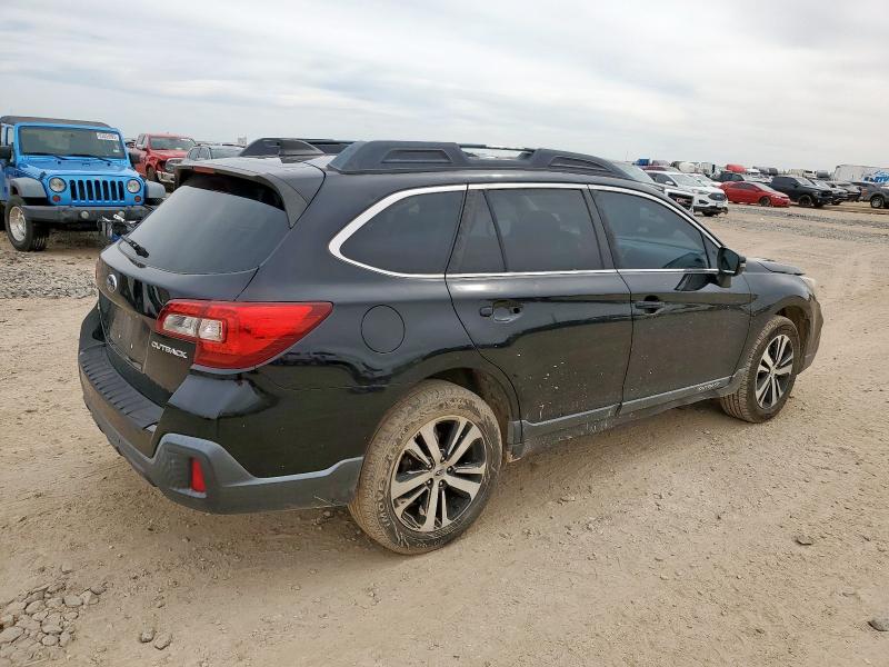  SUBARU OUTBACK 2018 Czarny