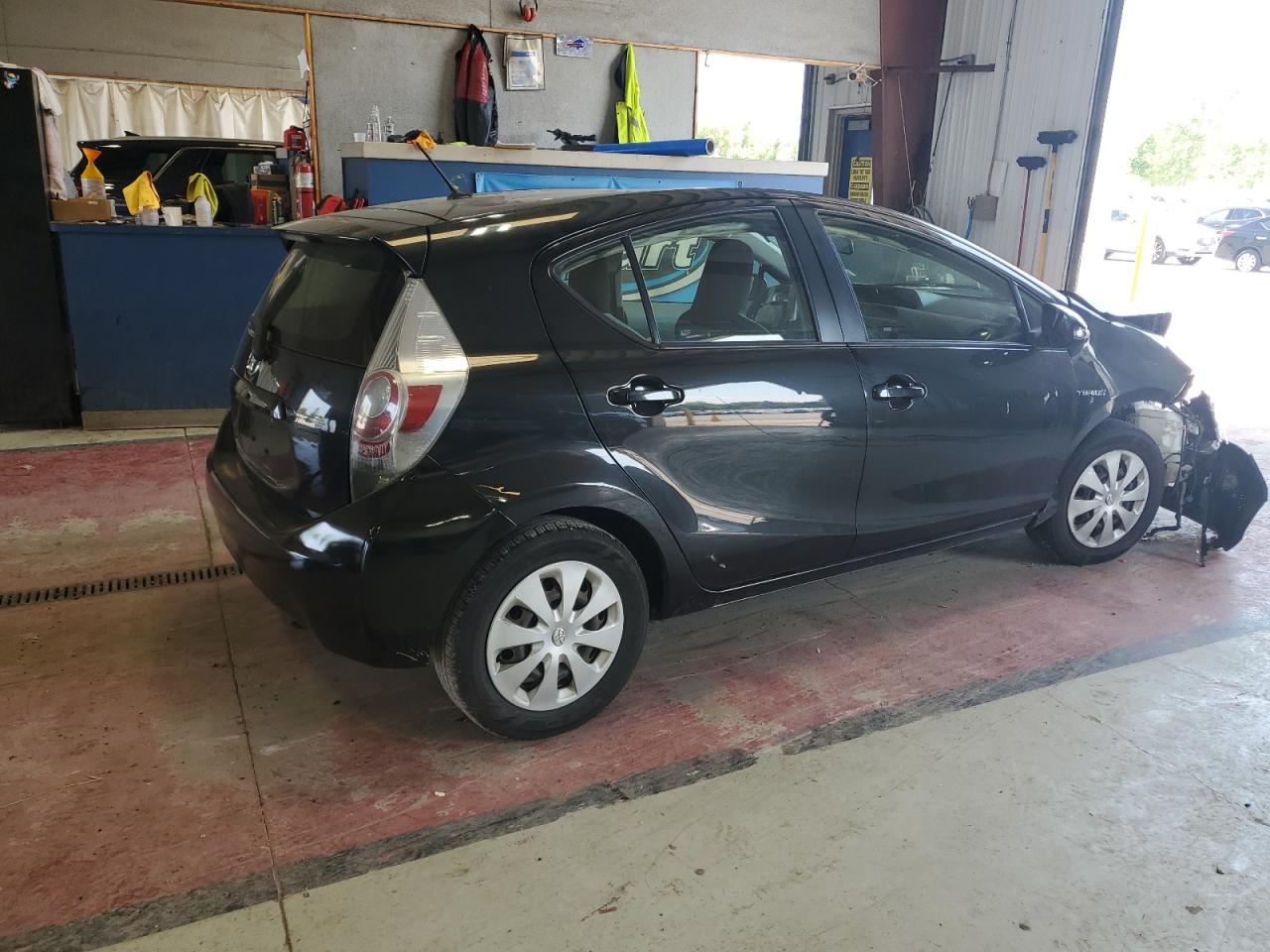 2012 Toyota Prius C VIN: JTDKDTB31C1506182 Lot: 66364525