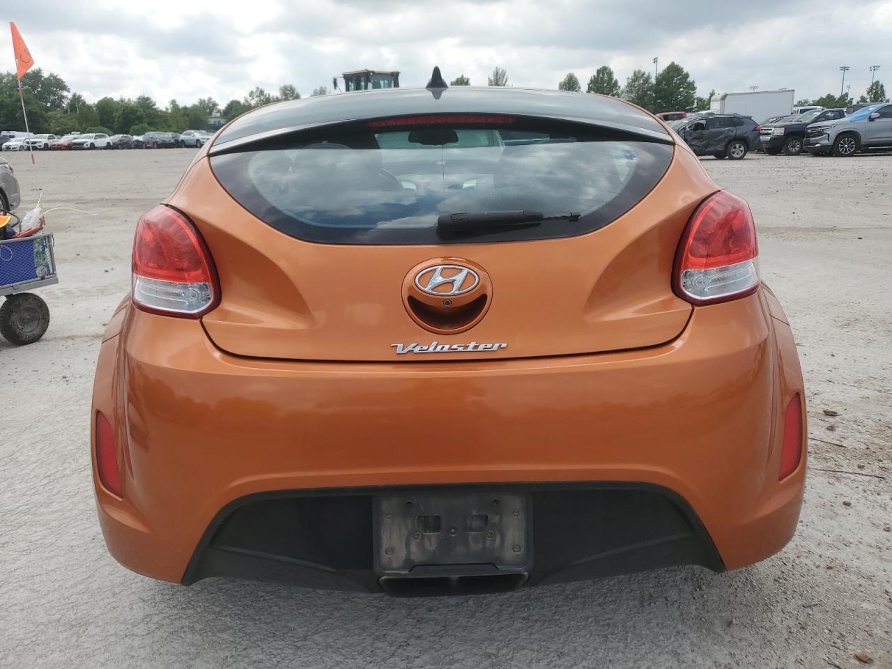 2016 Hyundai Veloster VIN: KMHTC6AD8GU281262 Lot: 65405785