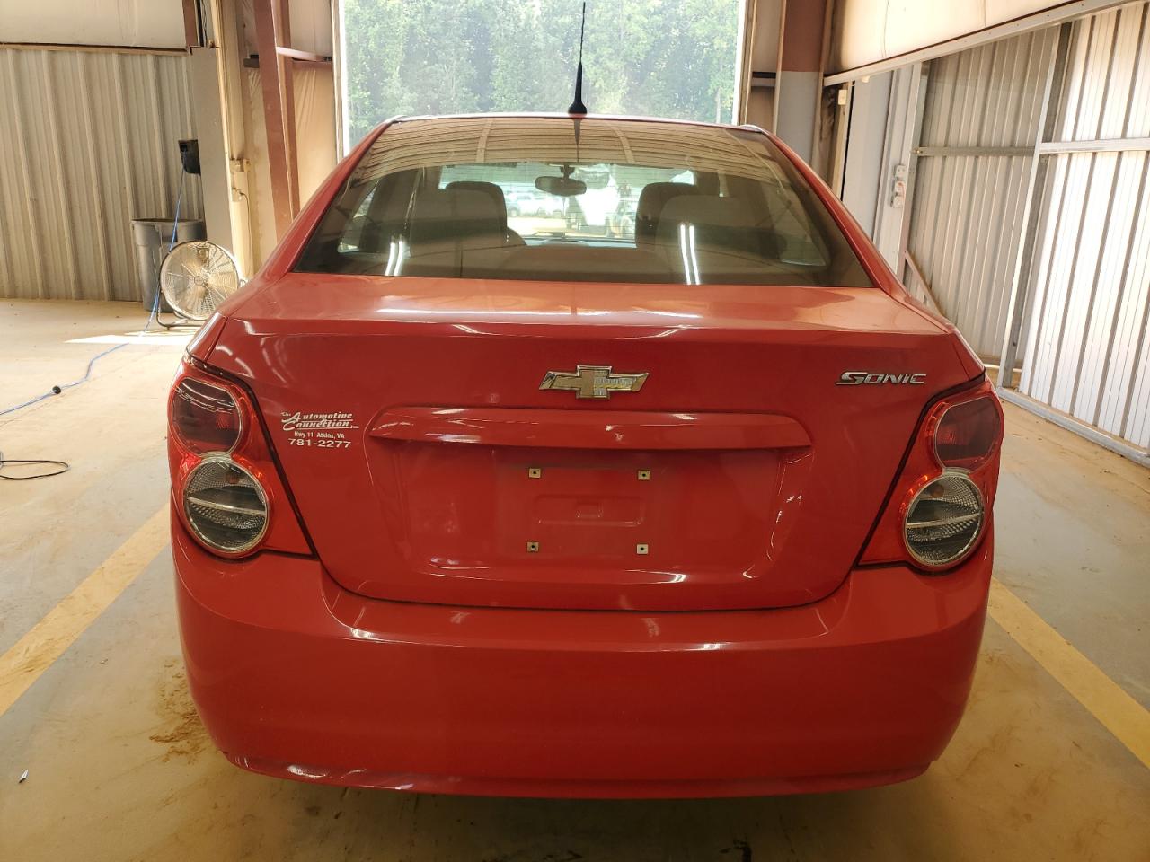2014 Chevrolet Sonic Ls VIN: 1G1JA5SH0E4243110 Lot: 64084485