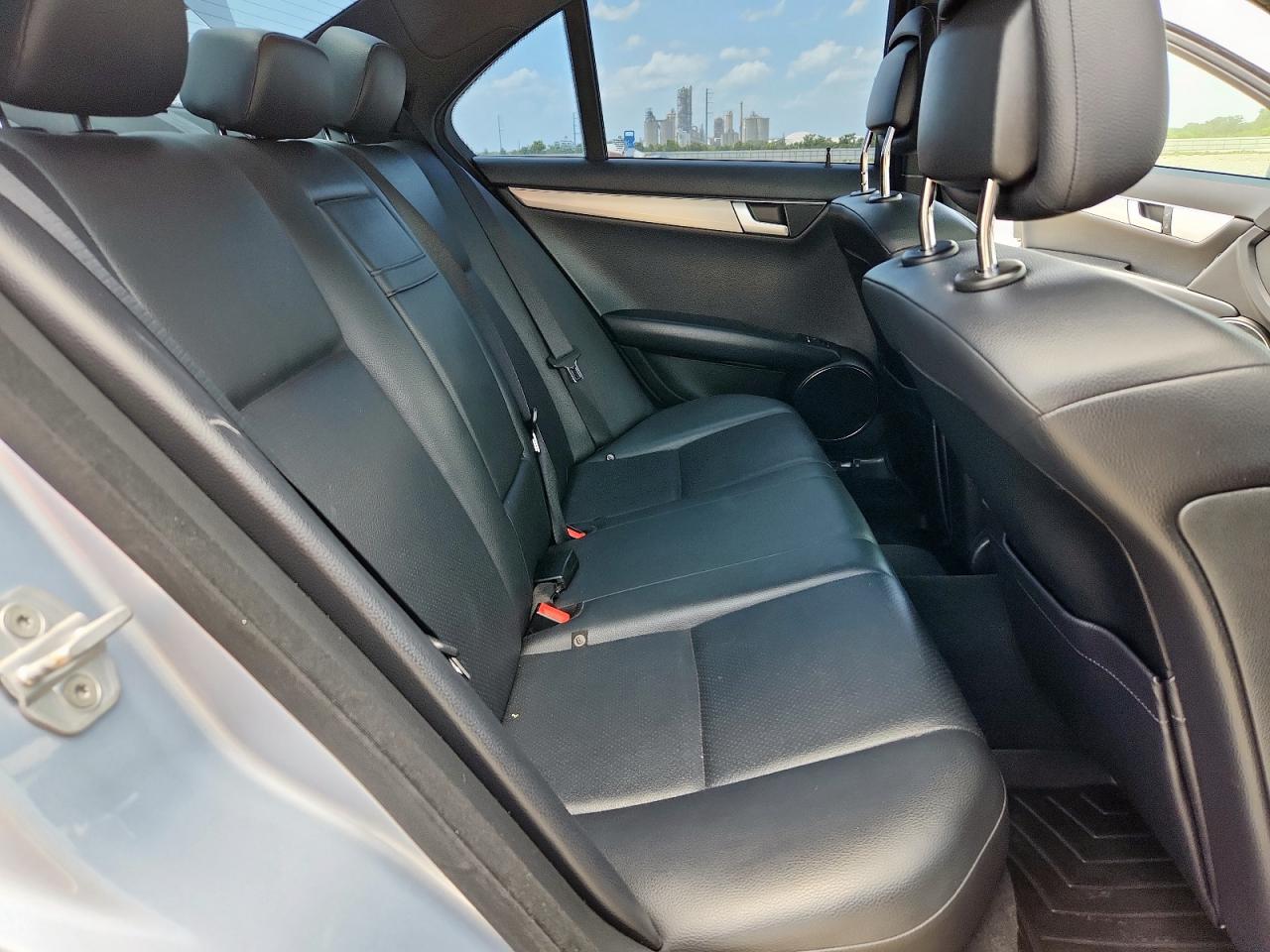 2013 Mercedes-Benz C 250 VIN: WDDGF4HB3DR260720 Lot: 64066715