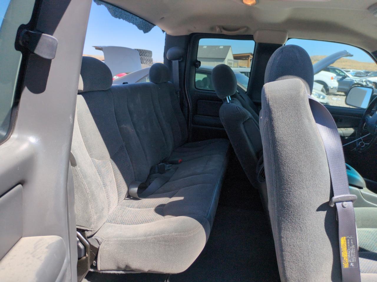 2004 Chevrolet Silverado C2500 Heavy Duty VIN: 1GCHC29214E394403 Lot: 66186185