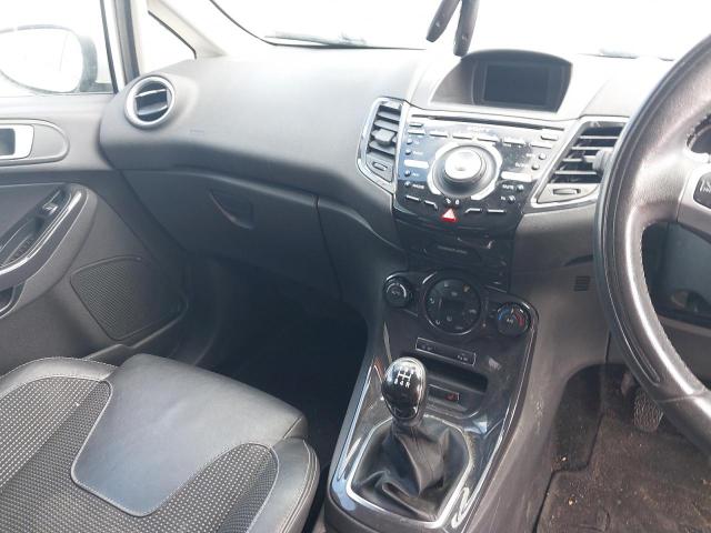 2013 FORD FIESTA TIT