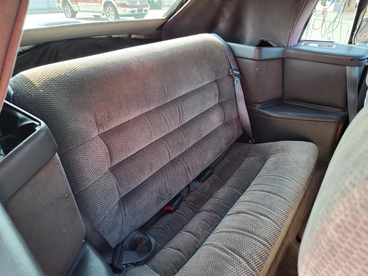 1994 Chrysler Lebaron Base VIN: 1C3EU4531RF280224 Lot: 65189705