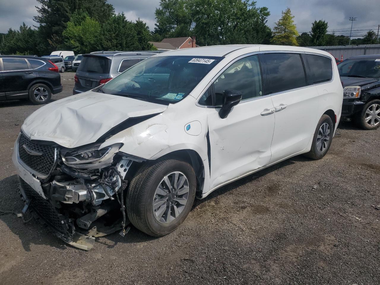 2024 Chrysler Pacifica Hybrid Select white null hybrid 2C4RC1S71RR121699 photo #1