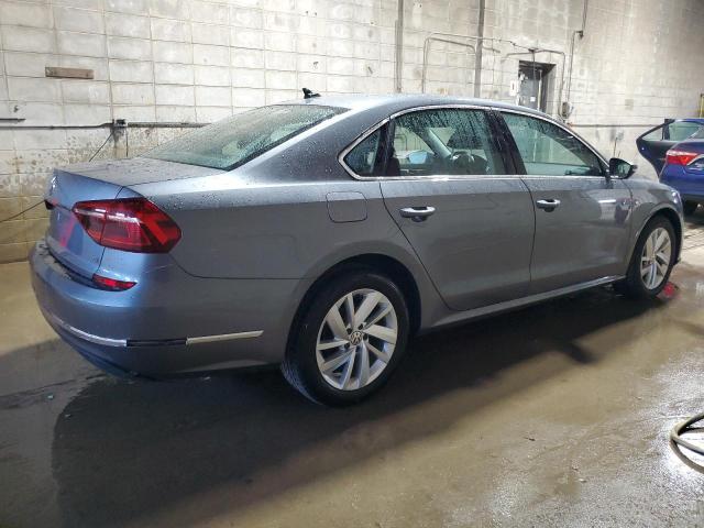  VOLKSWAGEN PASSAT 2018 Gray