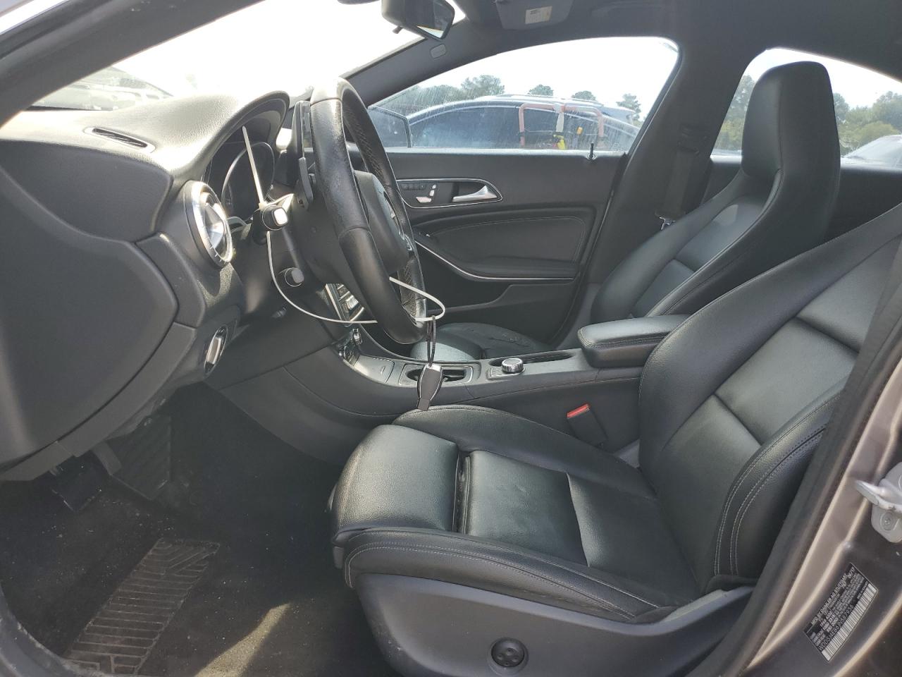 wddsj4eb6jn587936 WDDSJ4EB6JN587936 2018 Mercedes-Benz Cla 250