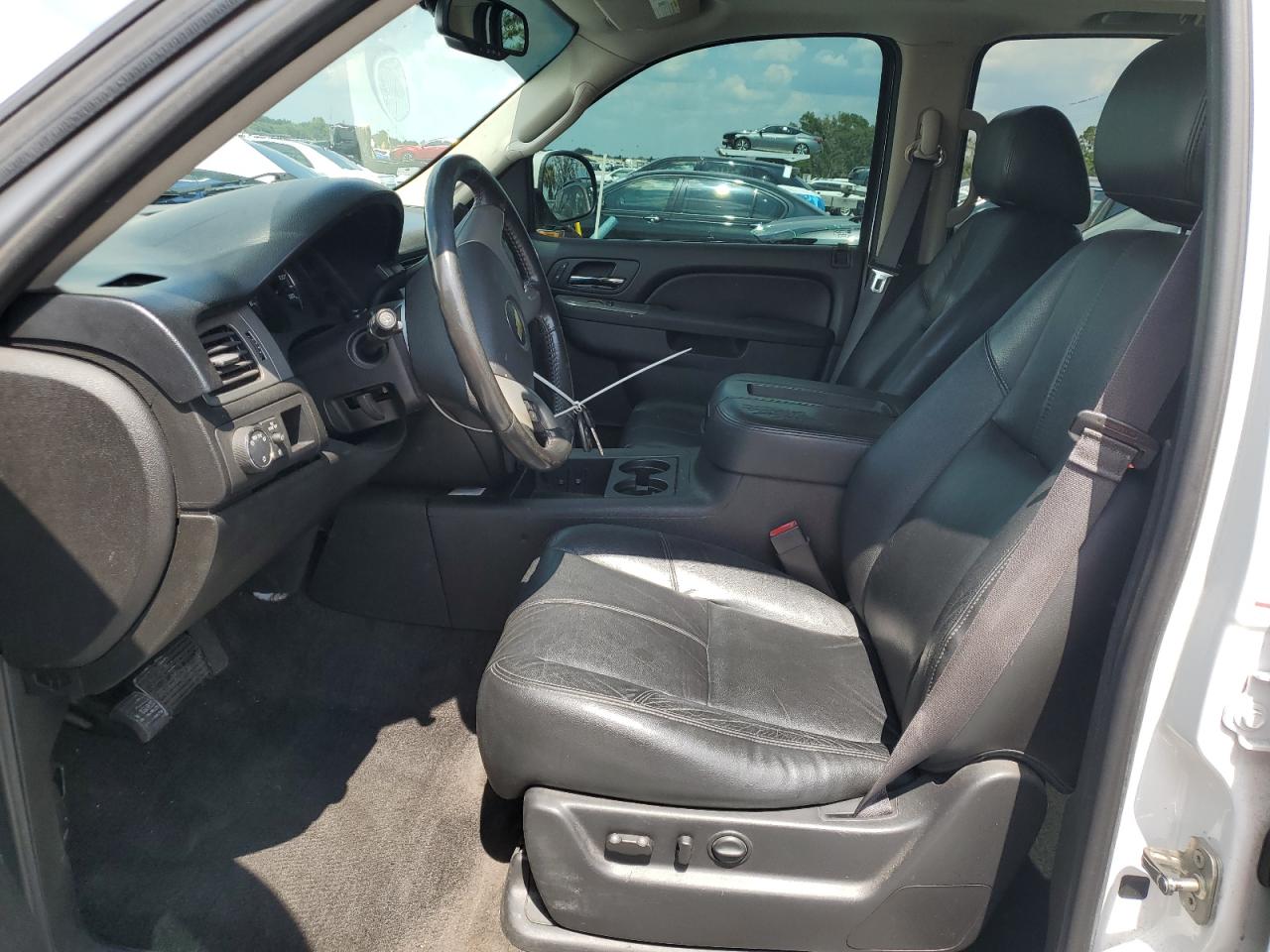 2013 Chevrolet Suburban C1500 Lt VIN: 1GNSCJE09DR366532 Lot: 66309985