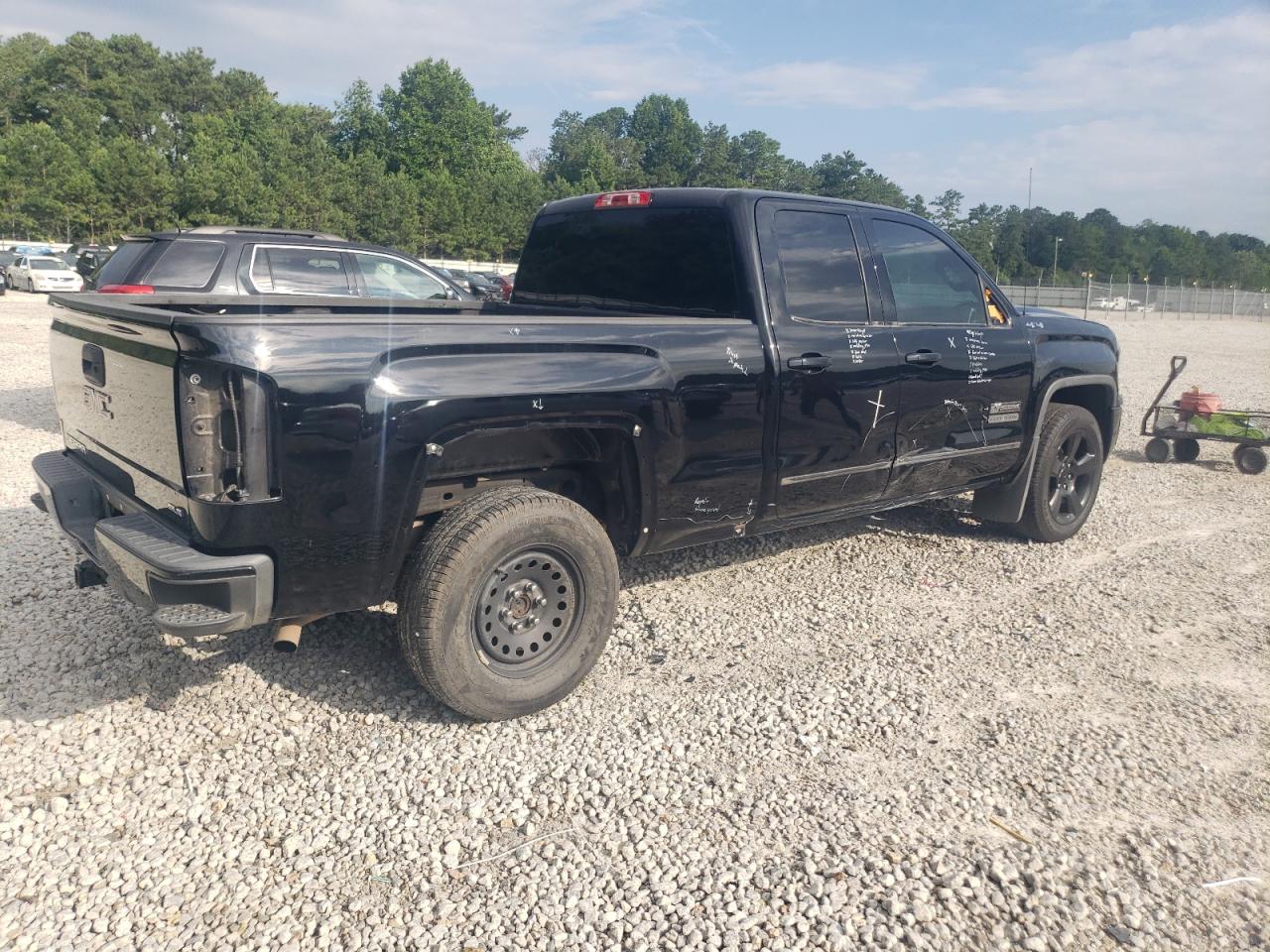 2017 GMC Sierra K1500 Sle VIN: 1GTV2MEC7HZ124591 Lot: 62715575