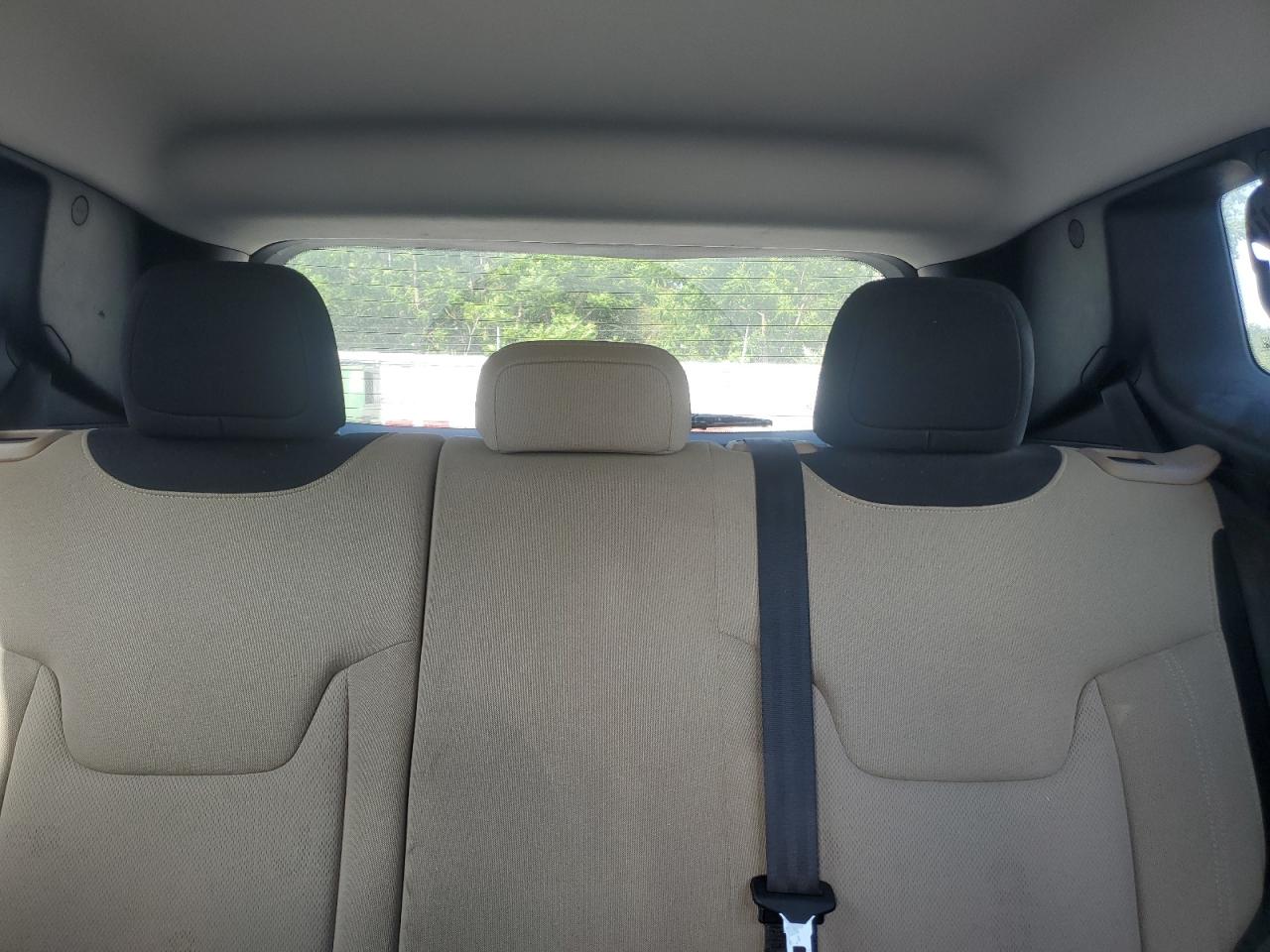 2015 Jeep Renegade Latitude VIN: ZACCJBBT3FPB80560 Lot: 65226605