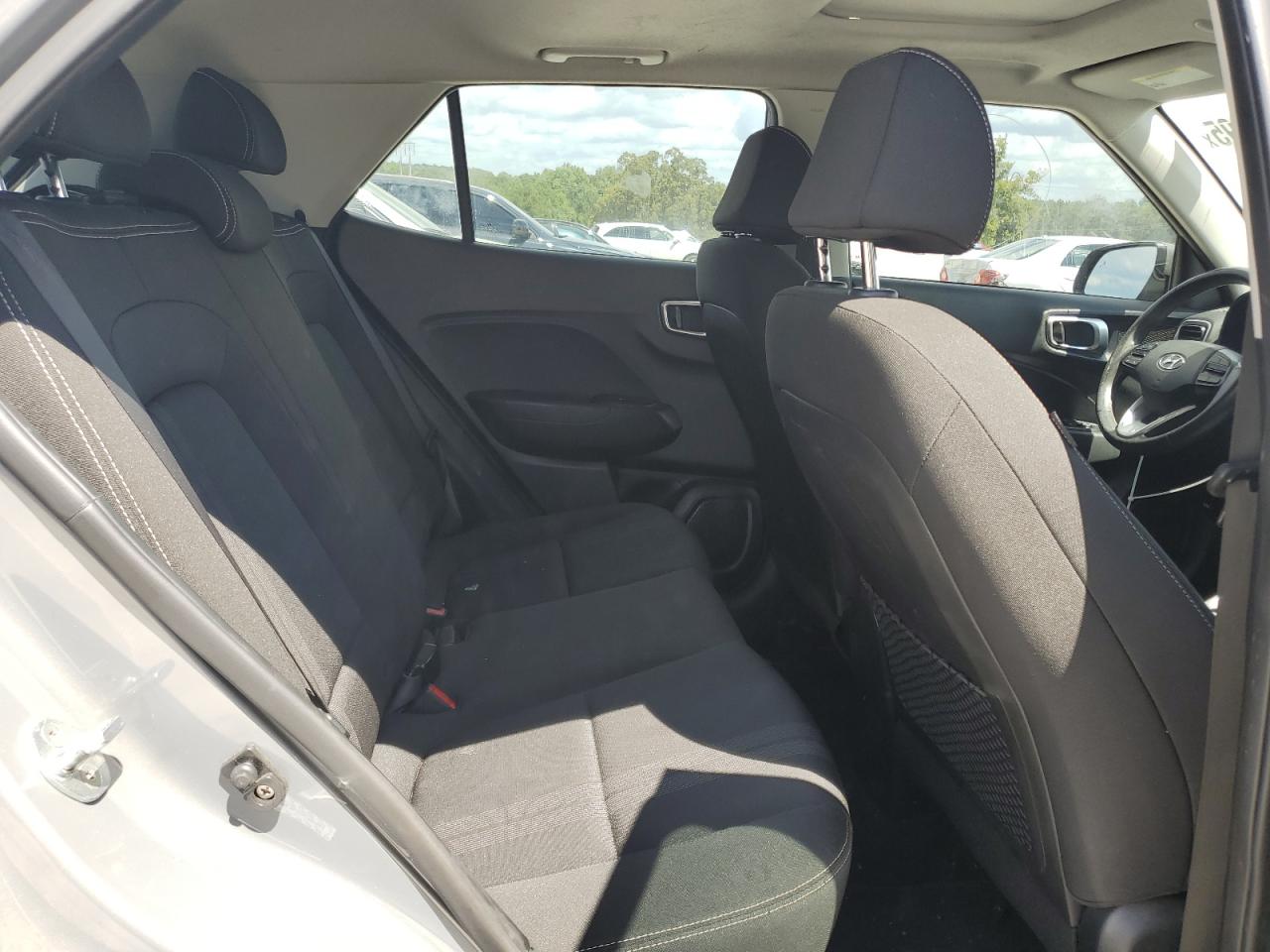 2022 Hyundai Venue Sel VIN: KMHRC8A35NU207551 Lot: 65075995