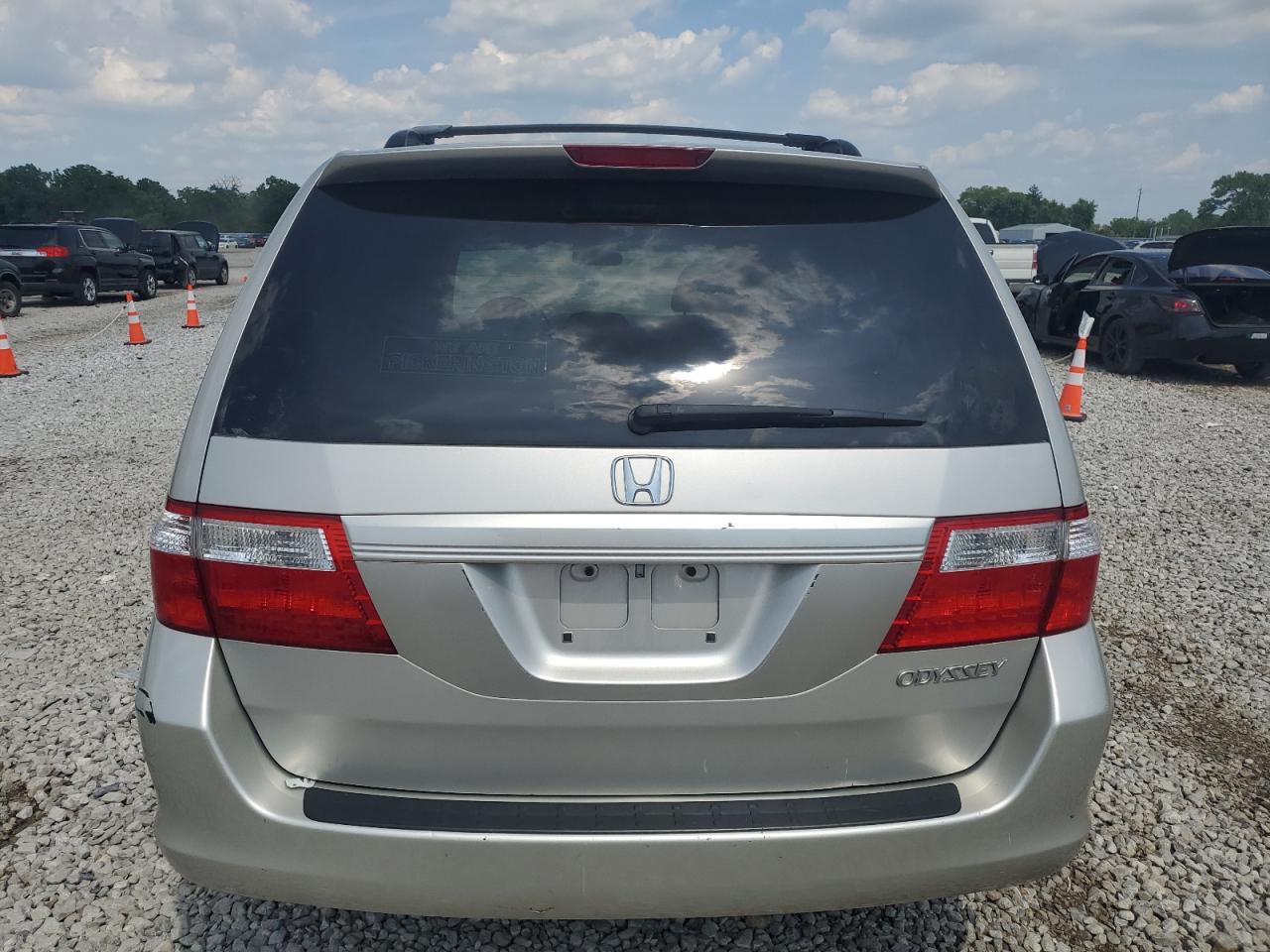 2005 Honda Odyssey Exl VIN: 5FNRL38765B105328 Lot: 63403985