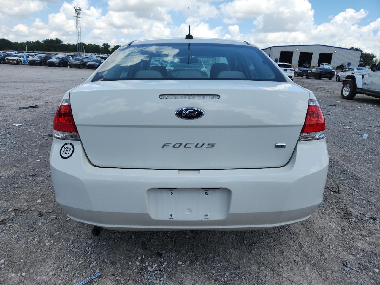 2010 Ford Focus Se VIN: 1FAHP3FN4AW135943 Lot: 63771845
