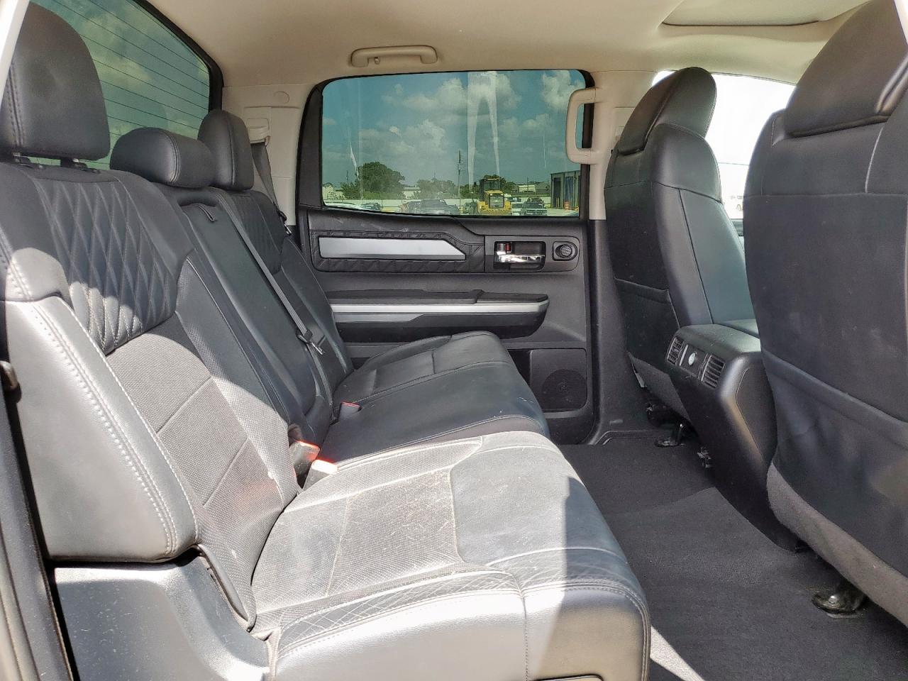 2014 Toyota Tundra Crewmax Platinum VIN: 5TFGY5F15EX150107 Lot: 64327395