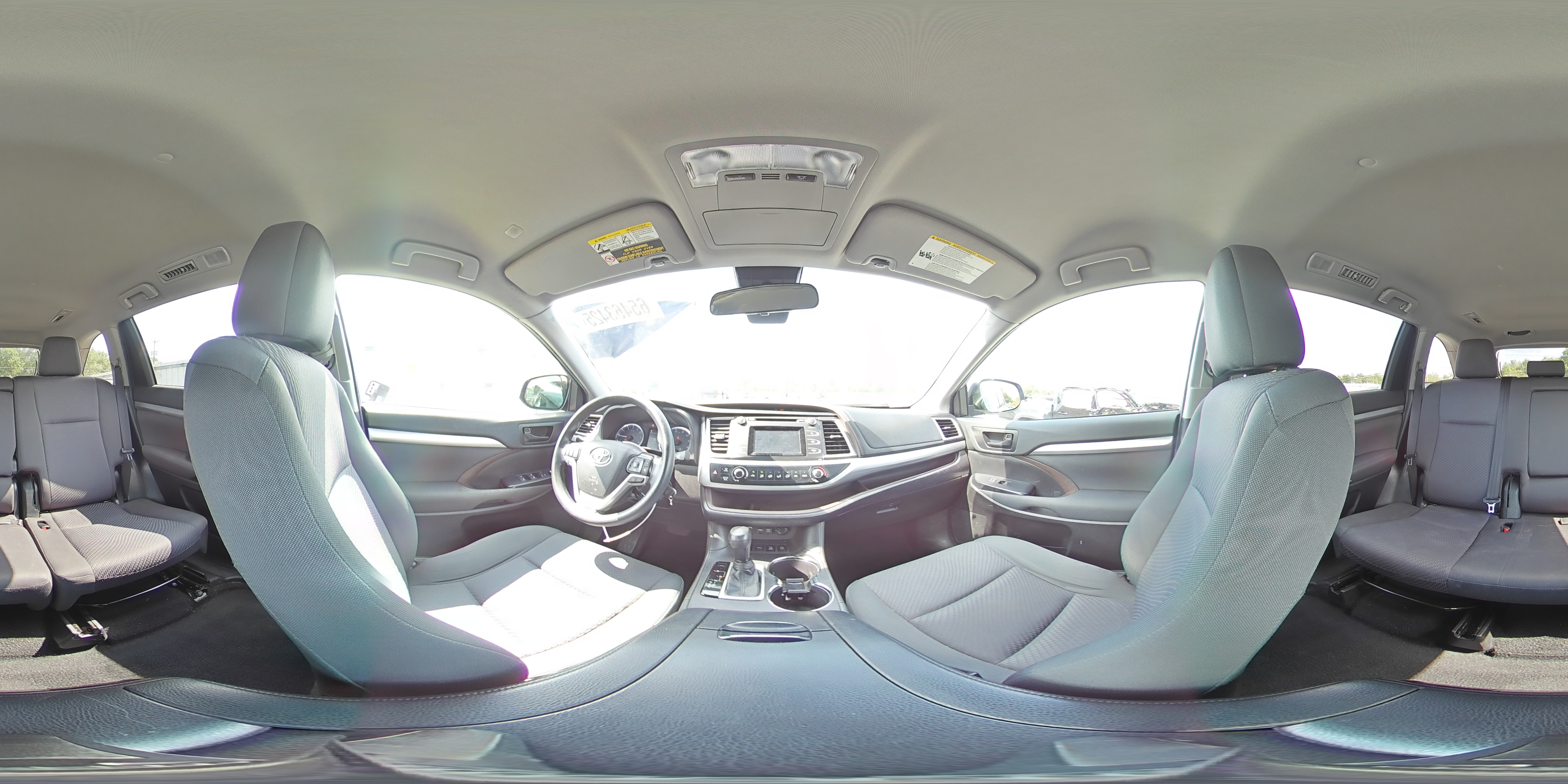 2019 Toyota Highlander Le VIN: 5TDBZRFH0KS932960 Lot: 65463425