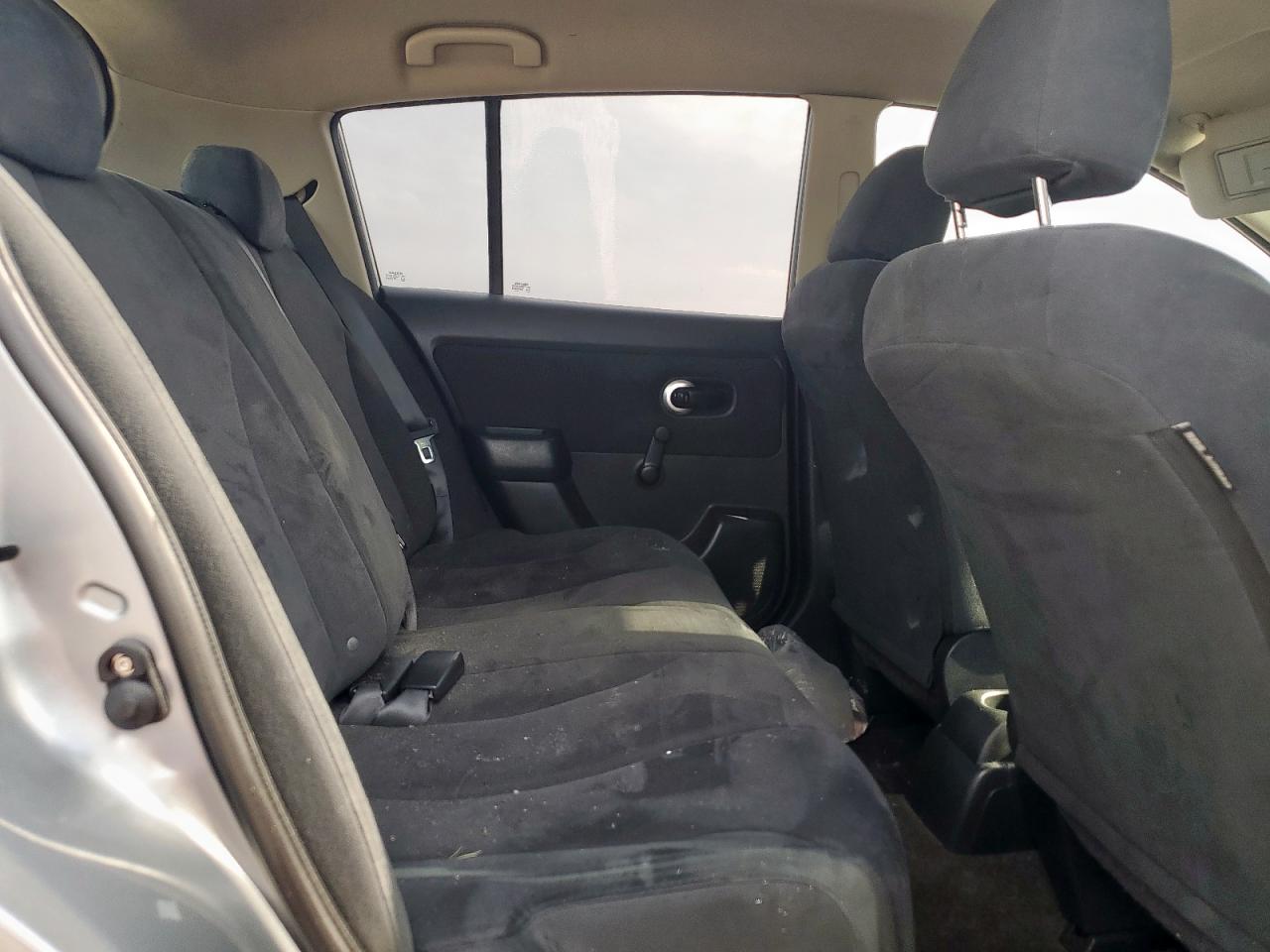2009 Nissan Versa S VIN: 3N1BC13E49L415600 Lot: 65470355