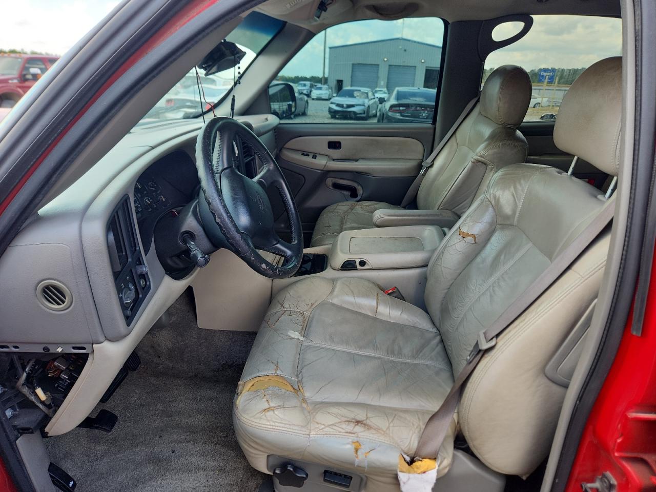 2000 Chevrolet Tahoe C1500 VIN: 1GNEC13T6YJ161264 Lot: 64282905