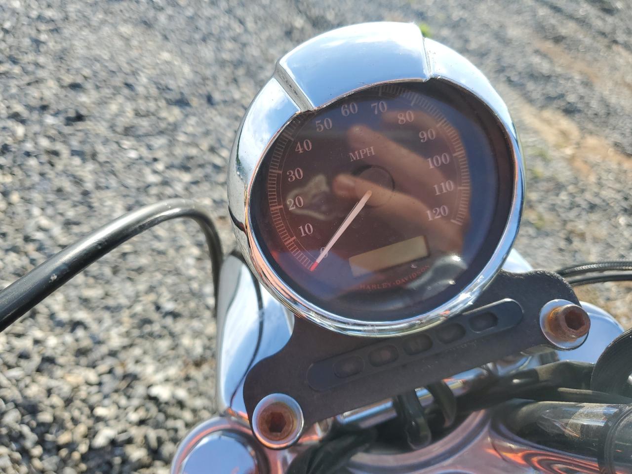 2007 Harley-Davidson Xl883 L VIN: 1HD4CR2107K467726 Lot: 64936005