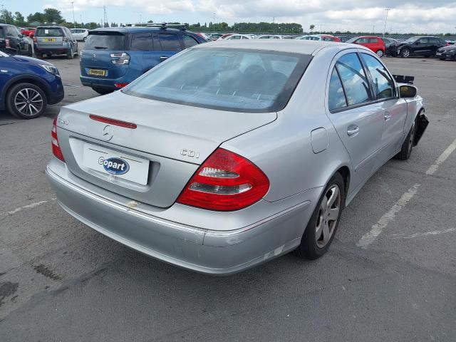 2004 MERCEDES BENZ E320 CDI A