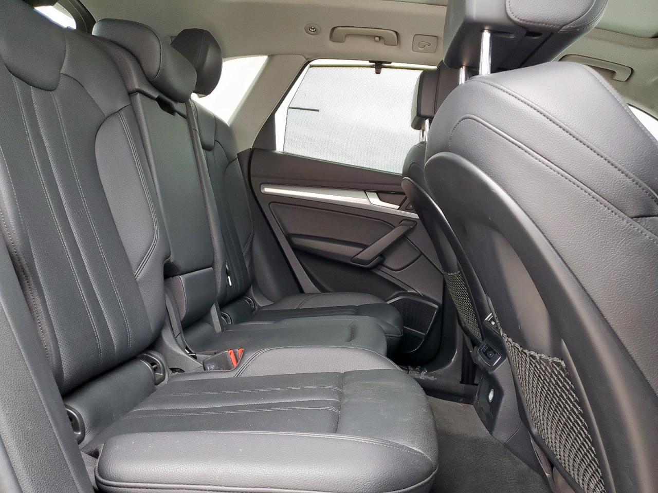 wa1bnafy7j2111951 WA1BNAFY7J2111951 2018 Audi Q5 Premium Plus