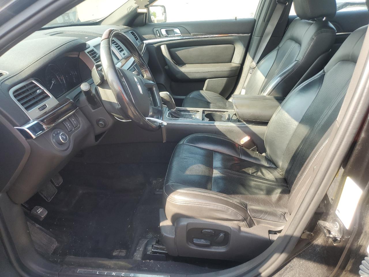 1LNHL9ER2AG601582 2010 Lincoln Mks