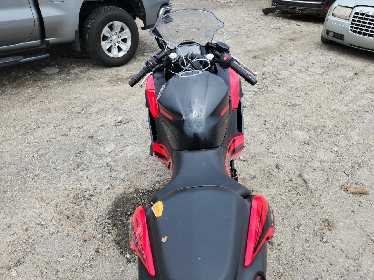 2025 Kawasaki Ex500 A VIN: ML5EXGJ18SDA39378 Lot: 62951705