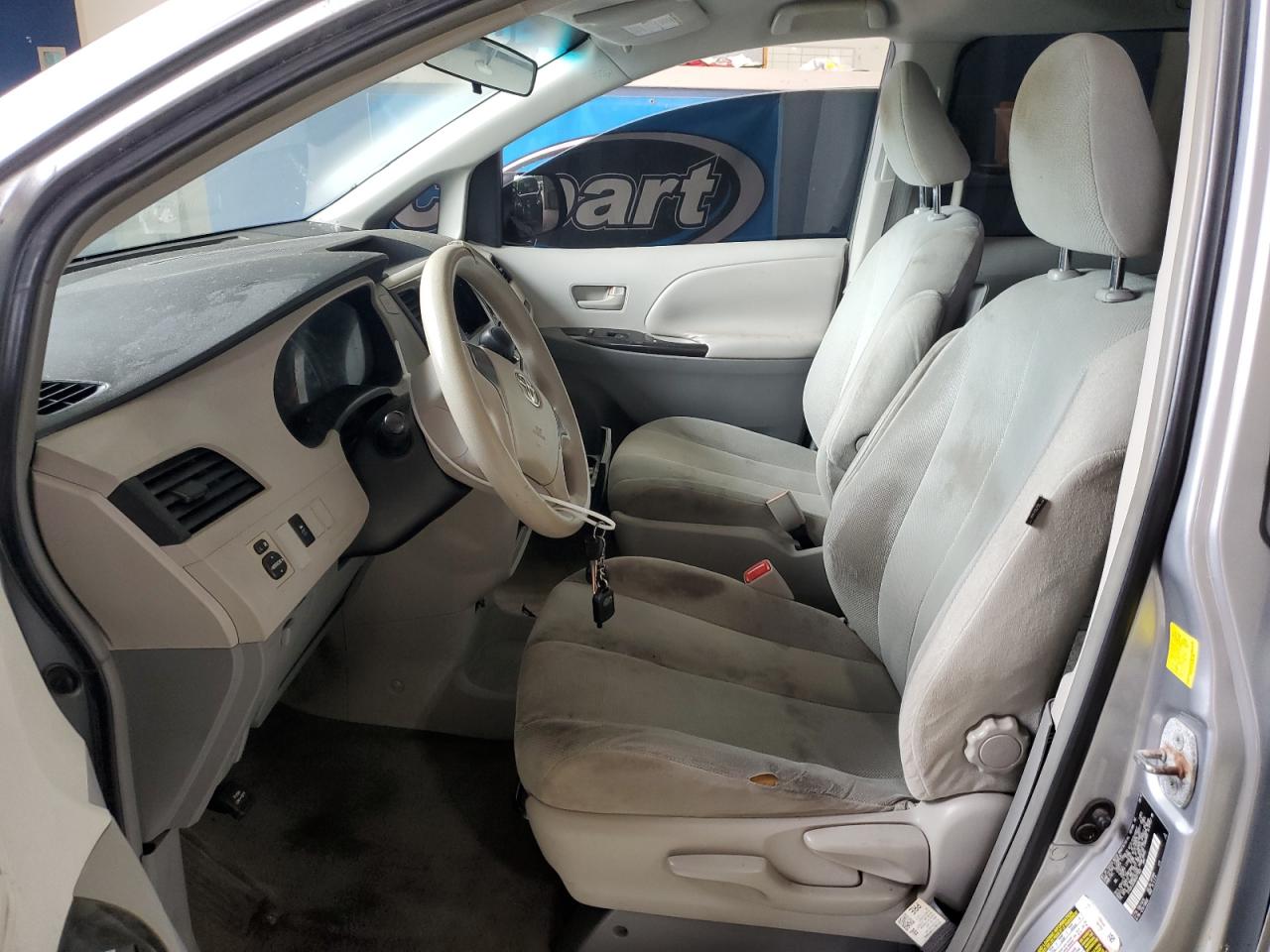 2011 Toyota Sienna VIN: 5TDZK3DC8BS077903 Lot: 64673865